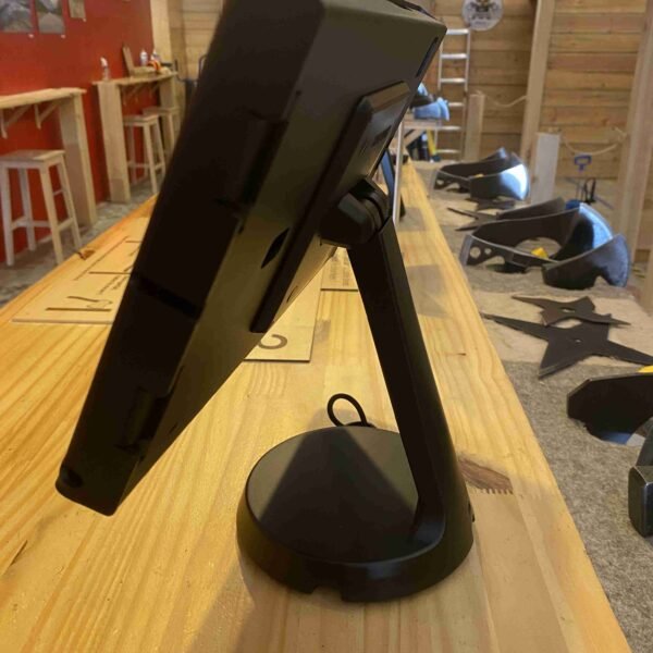 Un système de vidéoprojection innovant, avec un tablette connecté à distance à votre système de projection.