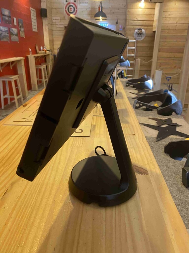 Un système de vidéoprojection innovant, avec un tablette connecté à distance à votre système de projection.